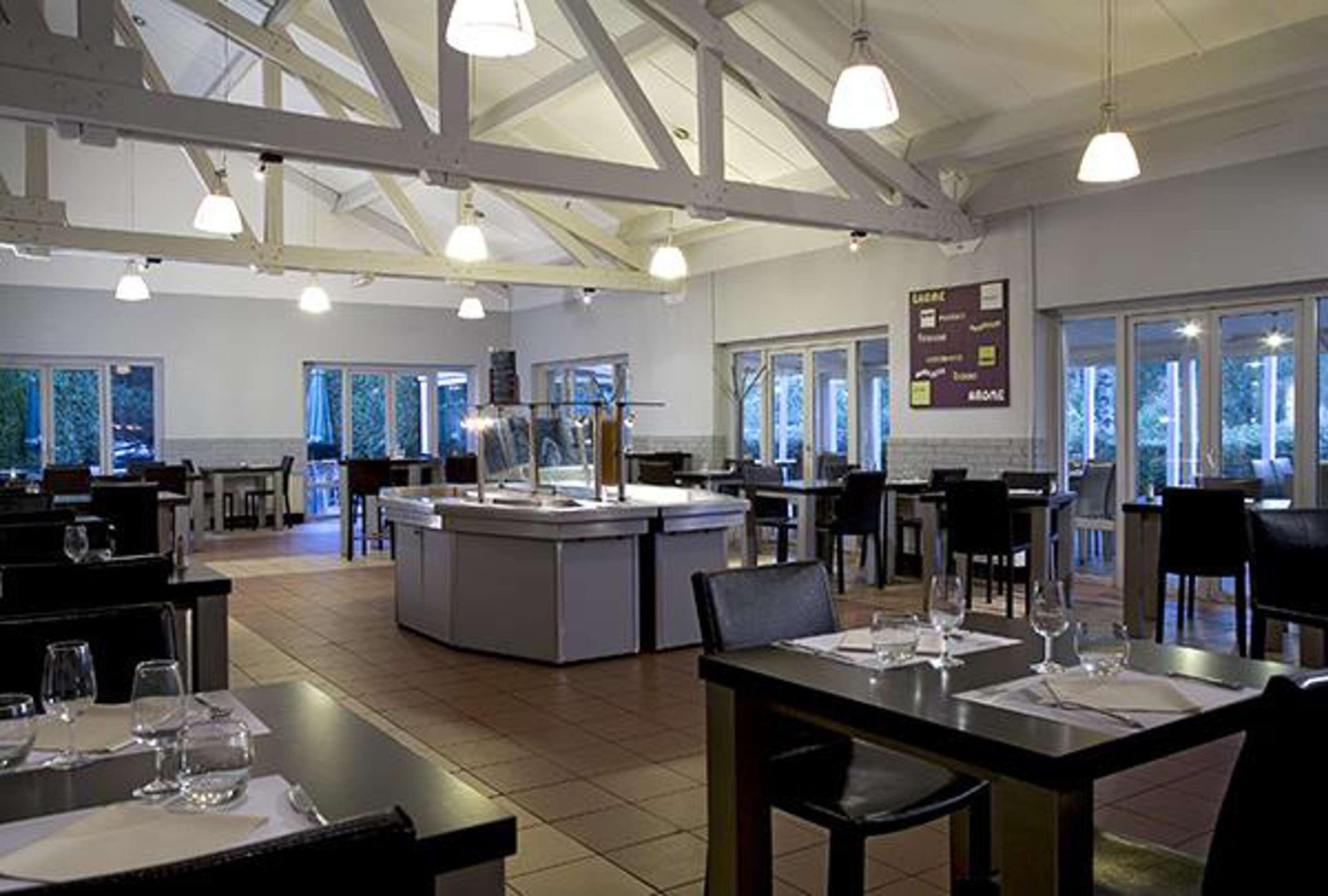 Kyriad Lille Est - D'ascq Hotel 3*