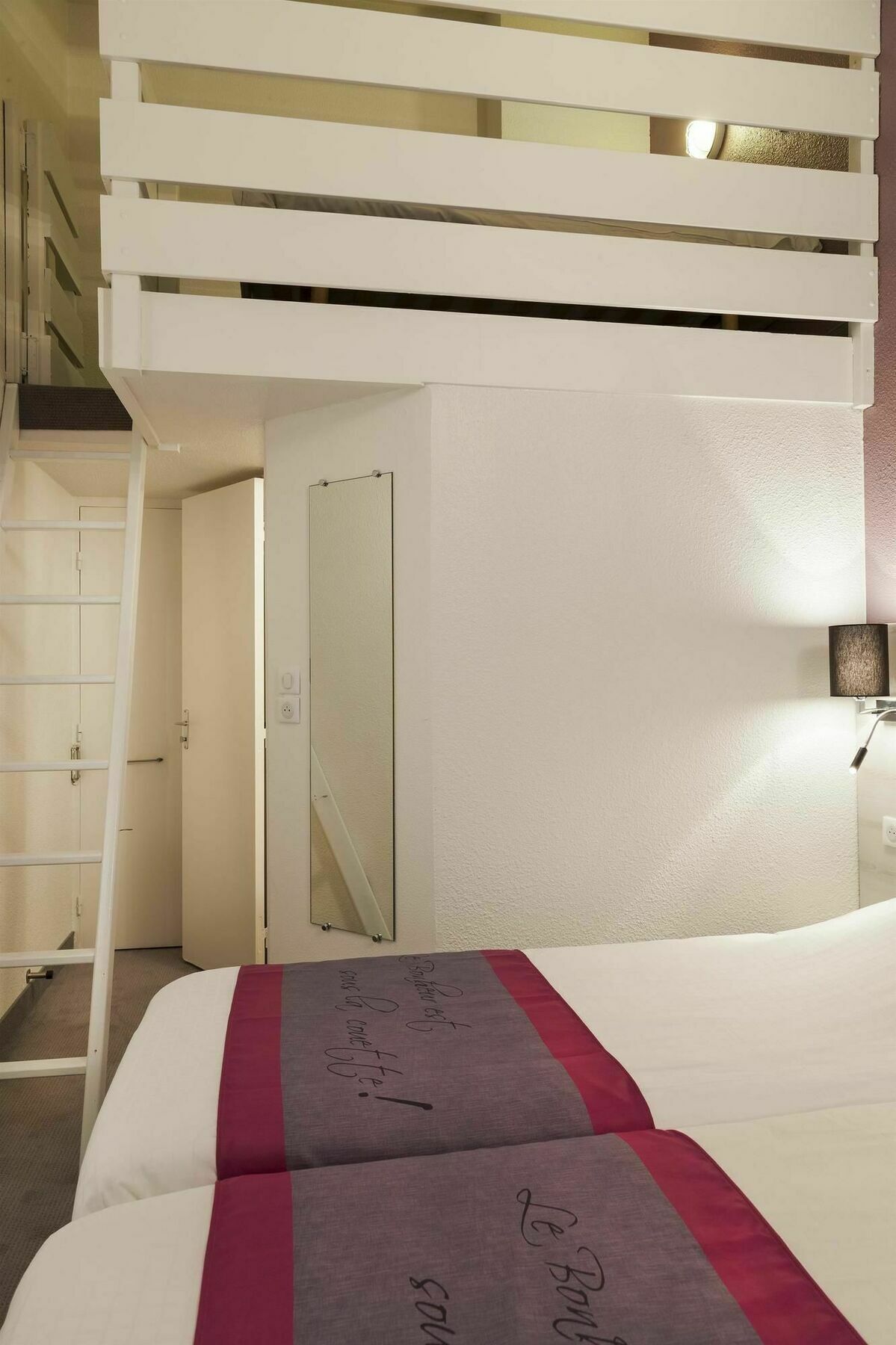 Kyriad Lille Est - D'ascq Hotel Villeneuve-d'Ascq
